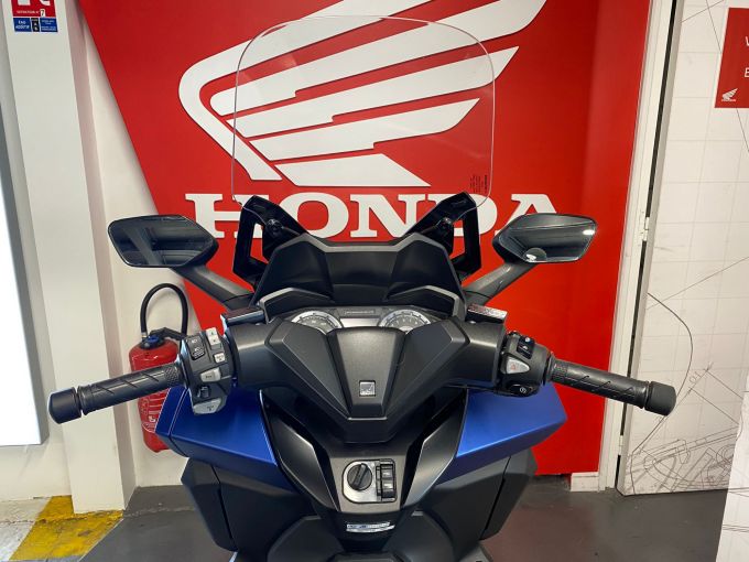 HONDA NSS FORZA 125 4