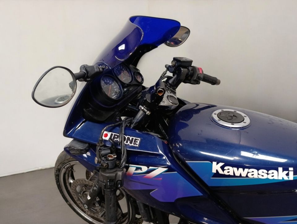 KAWASAKI GPZ 4