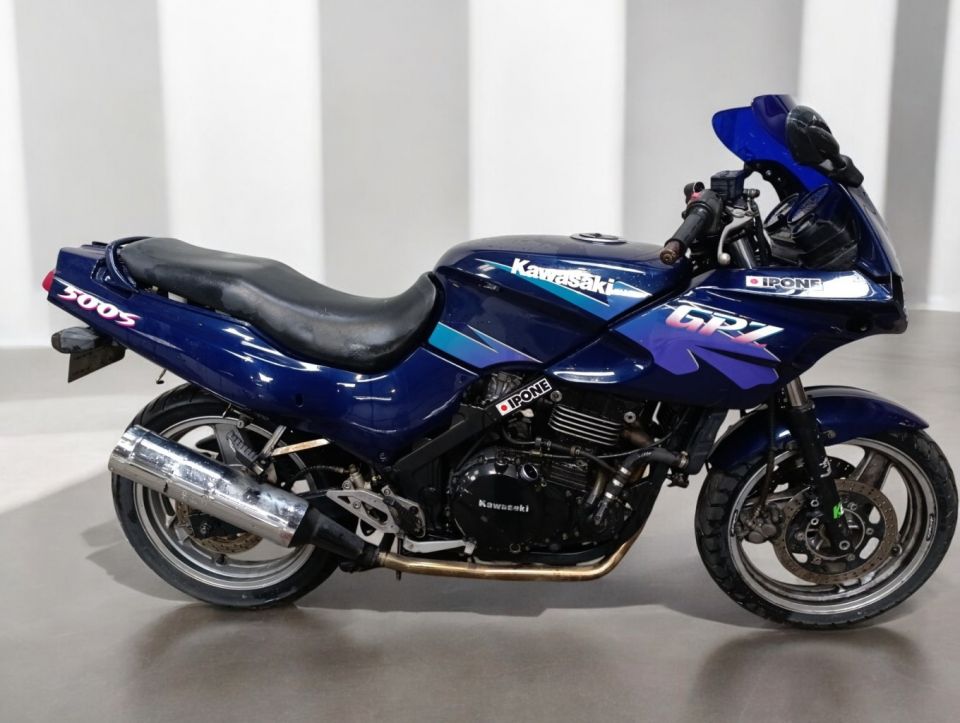 KAWASAKI GPZ 4