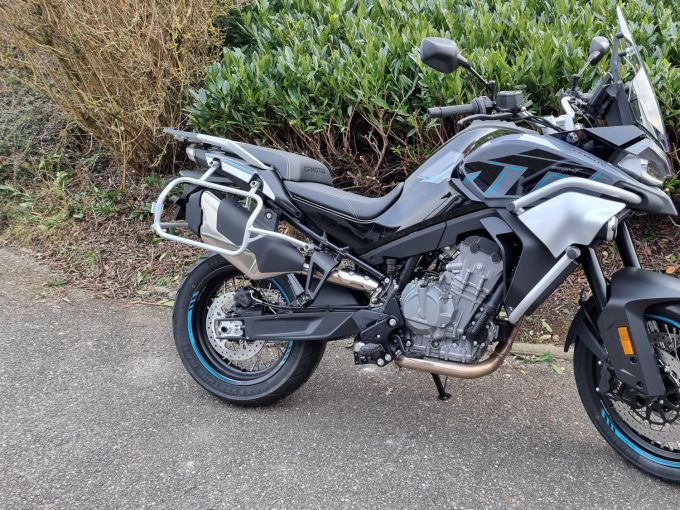 CF MOTO 800 MT Sport 4