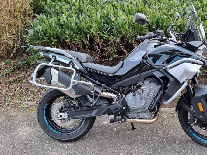 CF MOTO 800 MT Sport 4