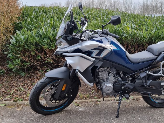 CF MOTO 800 MT Sport 4