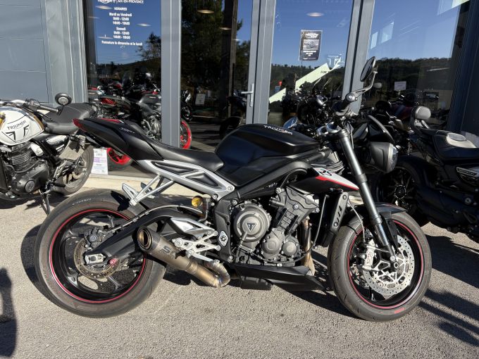 TRIUMPH STREET TRIPLE 765 RS 4