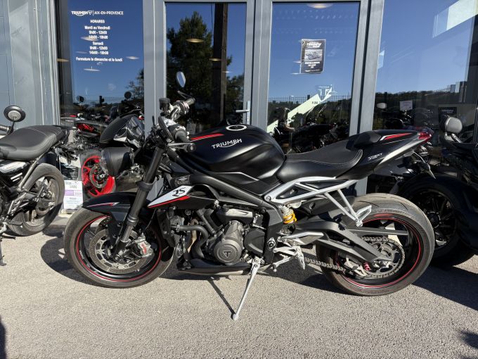 TRIUMPH STREET TRIPLE 765 RS 4