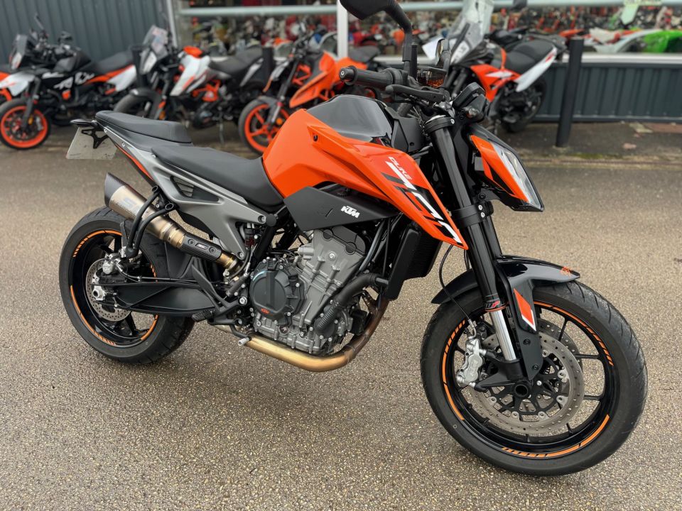 KTM 790 DUKE L 4