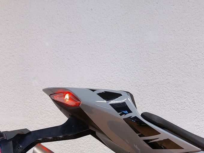 HONDA CBR 1000  RR-R FIREBLADE SP 4