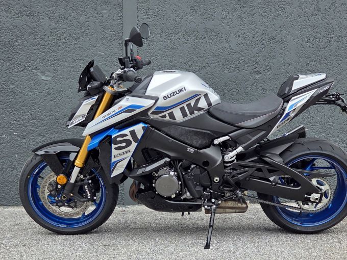 SUZUKI GSX-S 1000 ABS 4