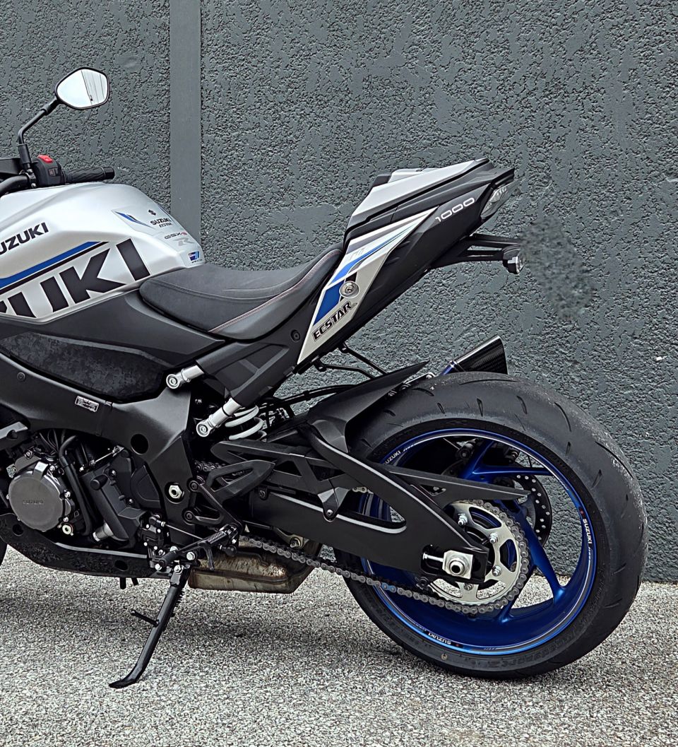 SUZUKI GSX-S 1000 ABS 4