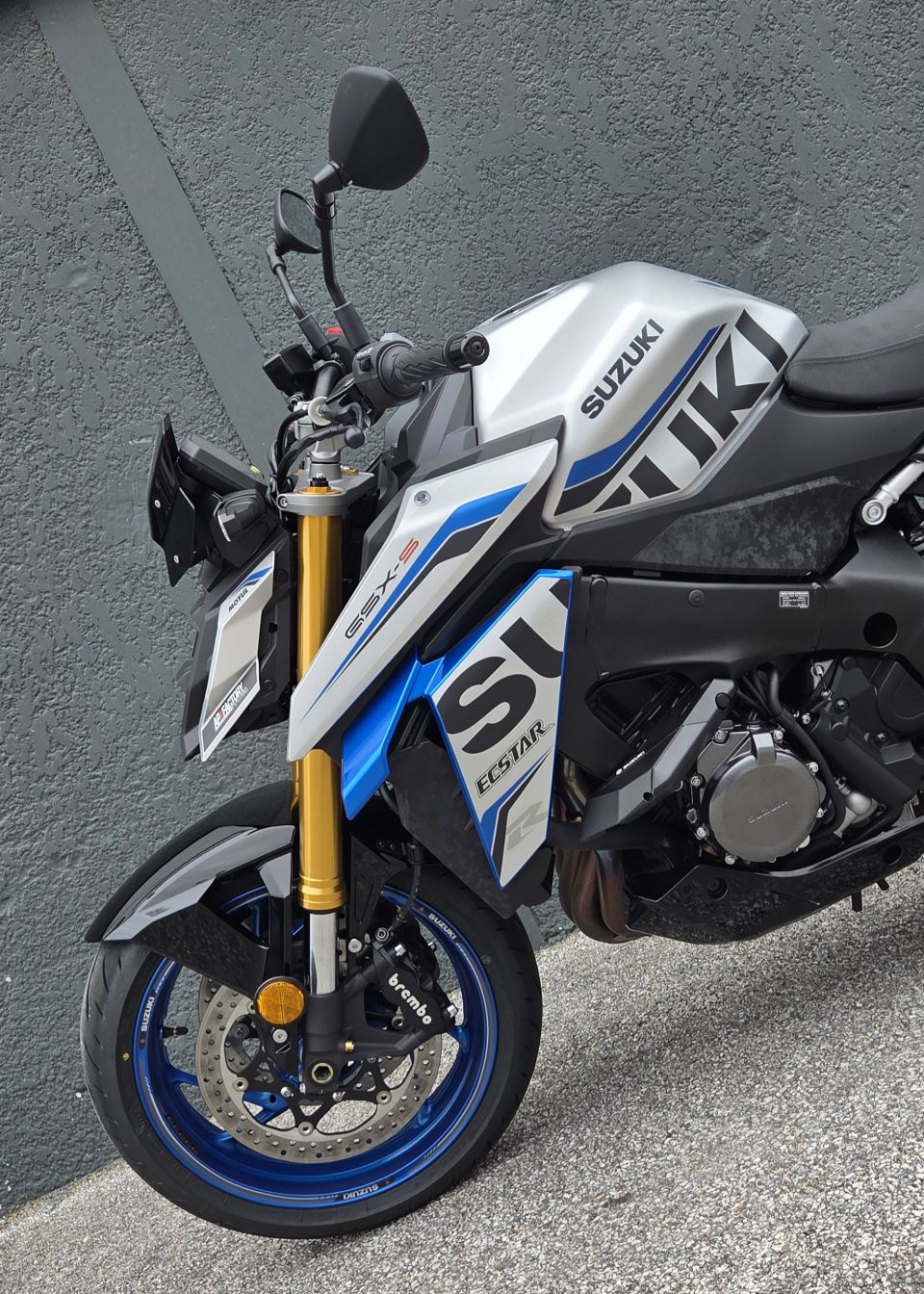 SUZUKI GSX-S 1000 ABS 4