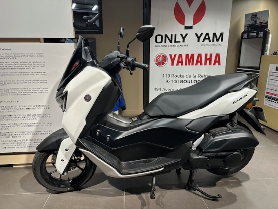 YAMAHA NMAX 125 4