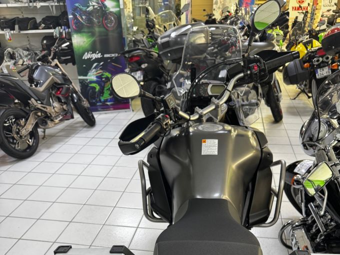 YAMAHA XTZ 1200 SUPER TENERE 4