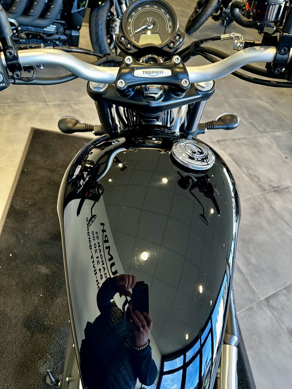 TRIUMPH SCRAMBLER 900 4