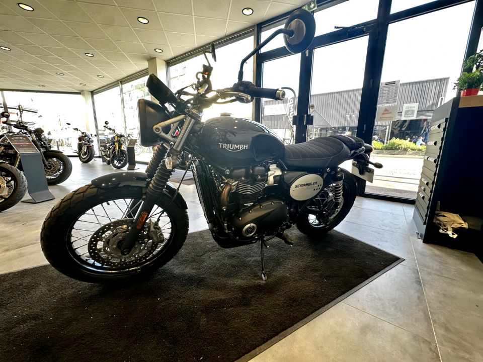 TRIUMPH SCRAMBLER 900 4