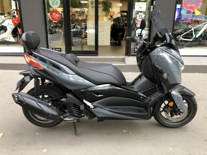 YAMAHA XMAX 125 TECH MAX 4