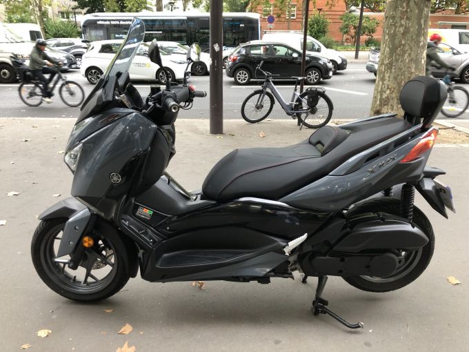 YAMAHA XMAX 125 TECH MAX 4