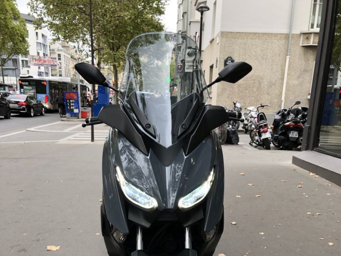 YAMAHA XMAX 125 TECH MAX 4