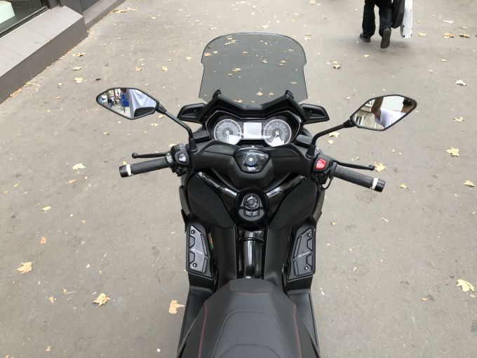 YAMAHA XMAX 125 TECH MAX 4