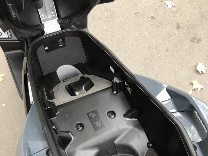 YAMAHA XMAX 125 TECH MAX 4