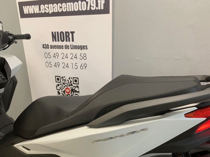 HONDA NSS FORZA 125 4