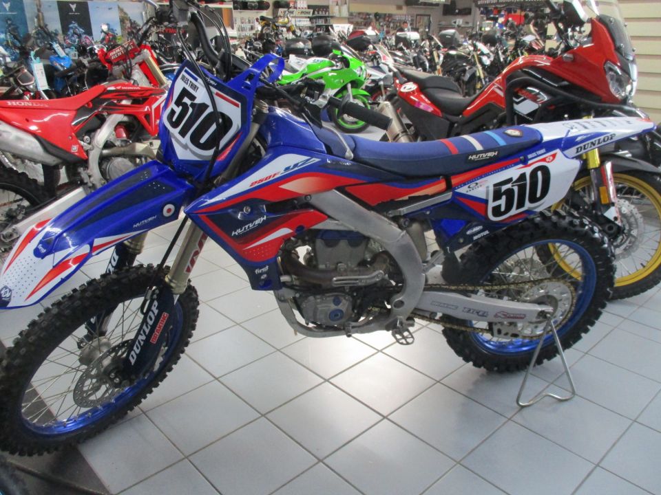 YAMAHA YZ250F 4