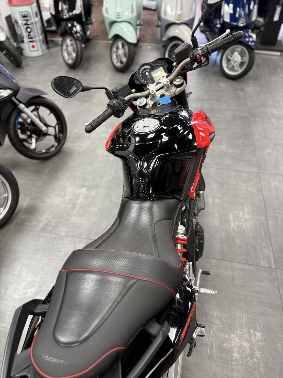 APRILIA SHIVER 750 4