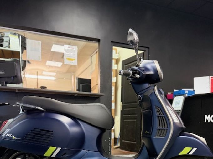 VESPA Super Tech 4