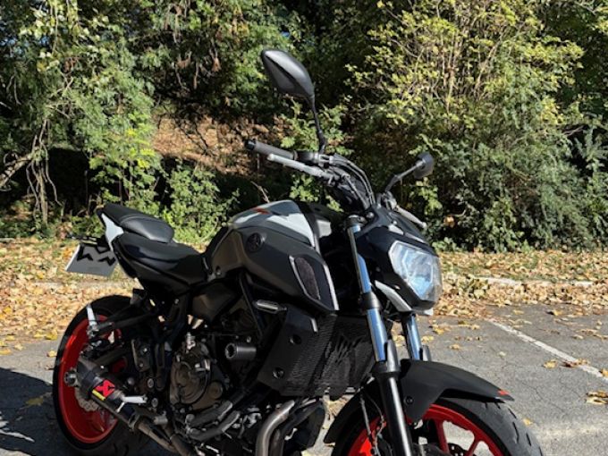 YAMAHA MT-07 (47.5CV) 4