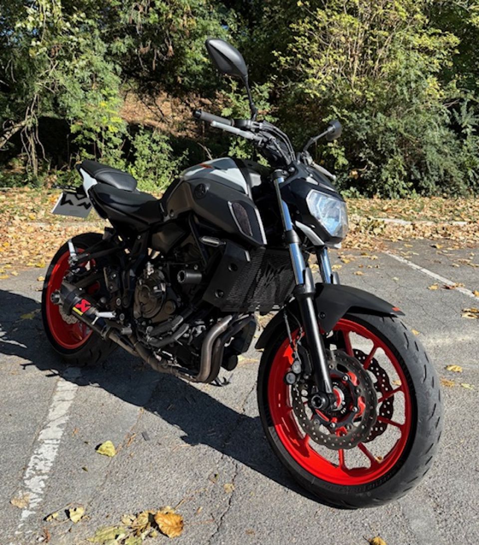YAMAHA MT-07 (47.5CV) 4