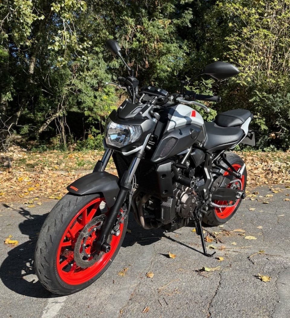 YAMAHA MT-07 (47.5CV) 4