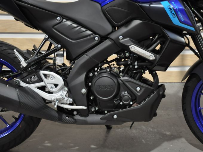 YAMAHA MT-125 4