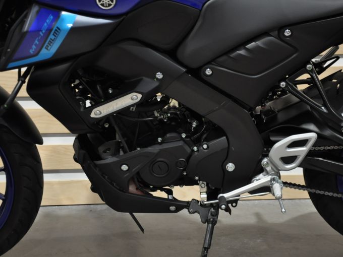 YAMAHA MT-125 4