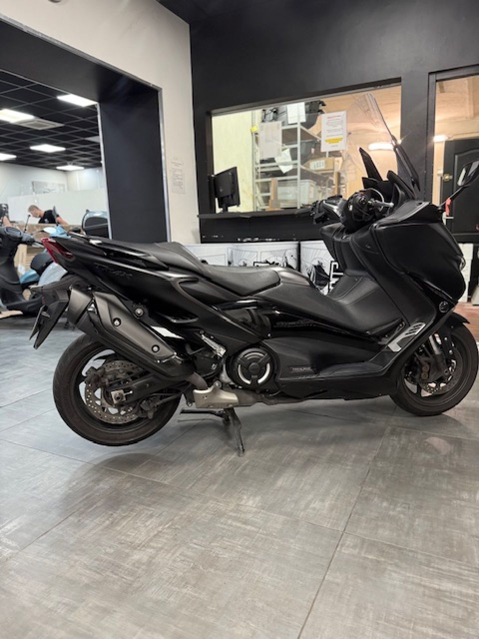 YAMAHA XP T-MAX 500 ABS NIGHT MAX 4