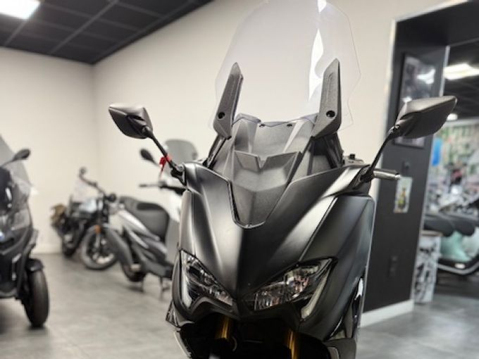 YAMAHA XP T-MAX 500 ABS NIGHT MAX 4