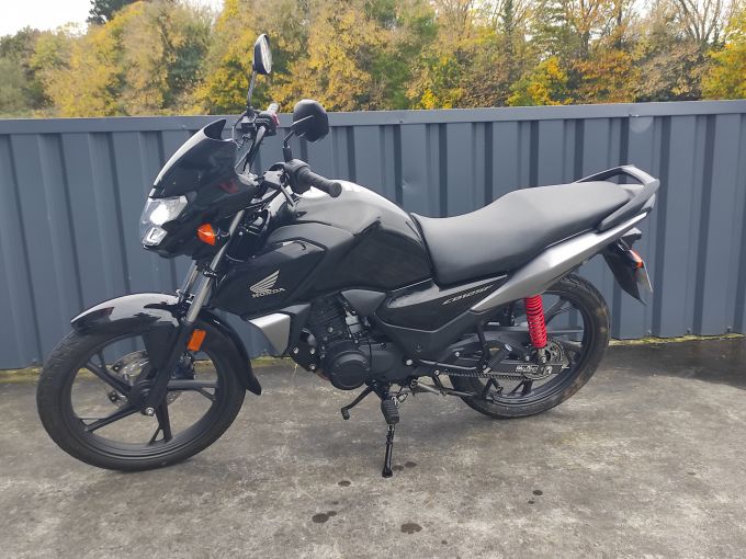 HONDA CBF 125 4