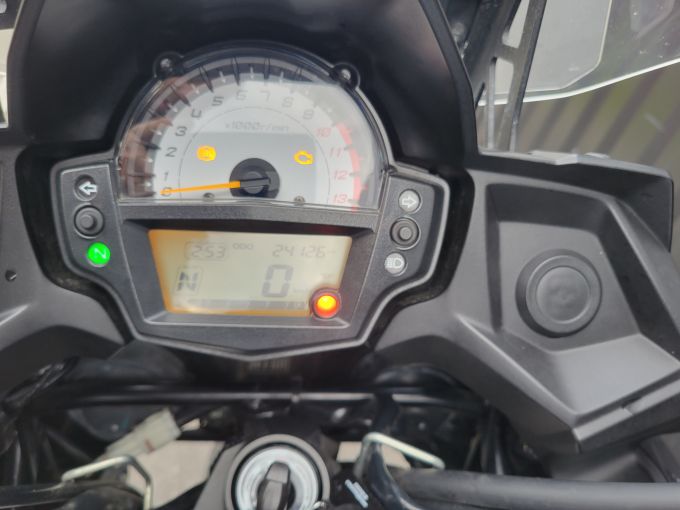 KAWASAKI VERSYS 650 4