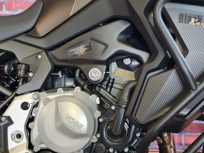 VOGE DS900X 4