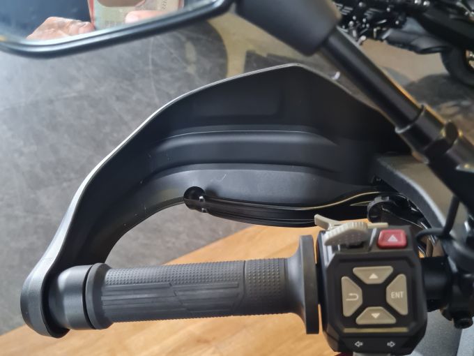 VOGE DS900X 4