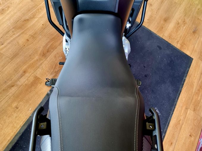 VOGE DS900X 4