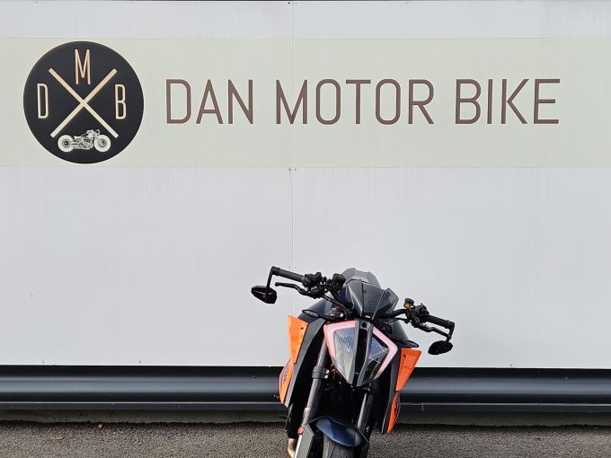 KTM 1290 SUPER DUKE R 4