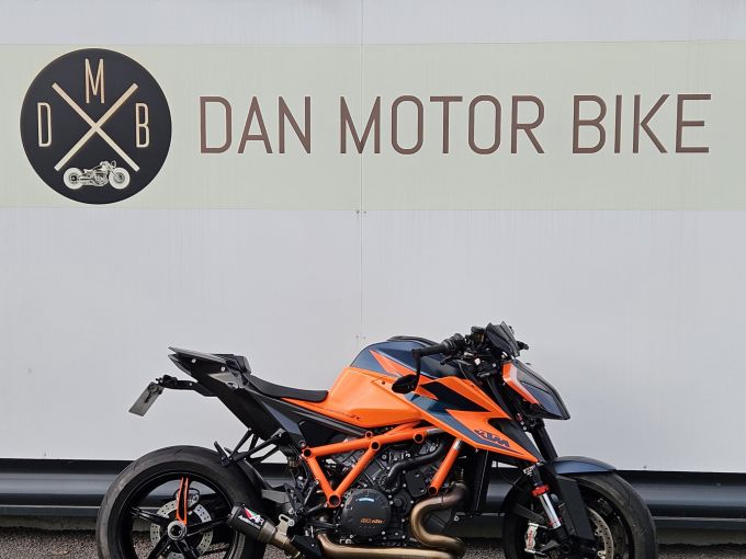 KTM 1290 SUPER DUKE R 4