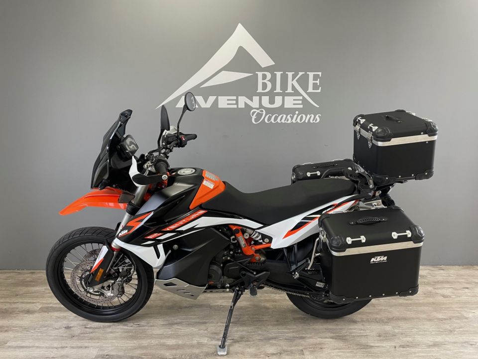 KTM 890 ADVENTURE R 4