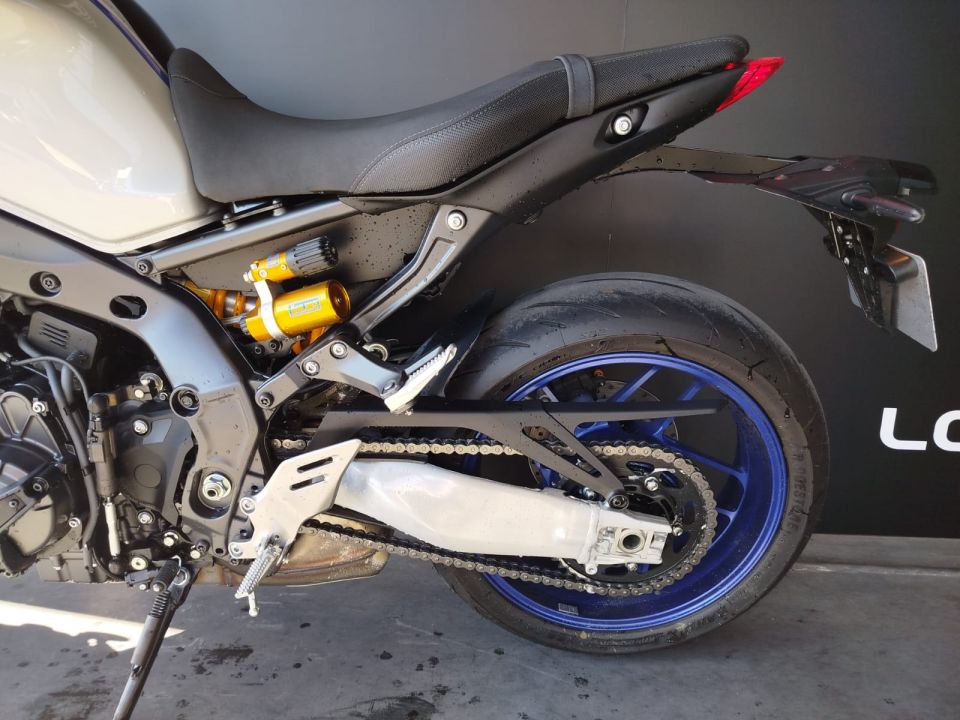 YAMAHA MT-09 SP 4
