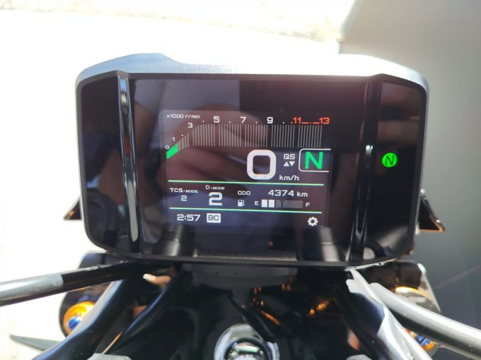 YAMAHA MT-09 SP 4