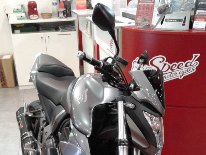 HONDA CB1000R ABS 4