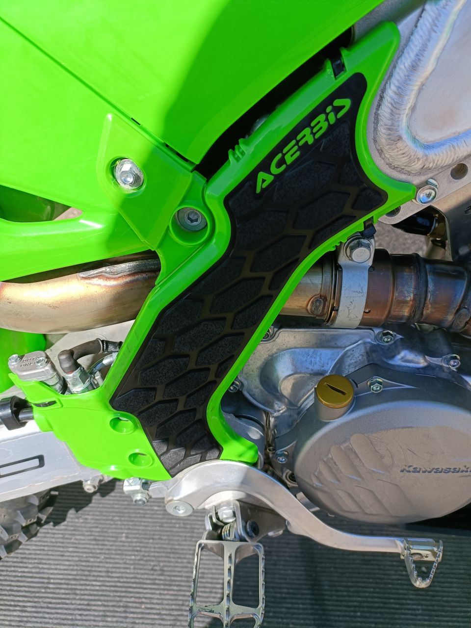 KAWASAKI KX 250 X HOMOLOGUE 2.8 HEURE 1ERMAIN + ACCESS 4