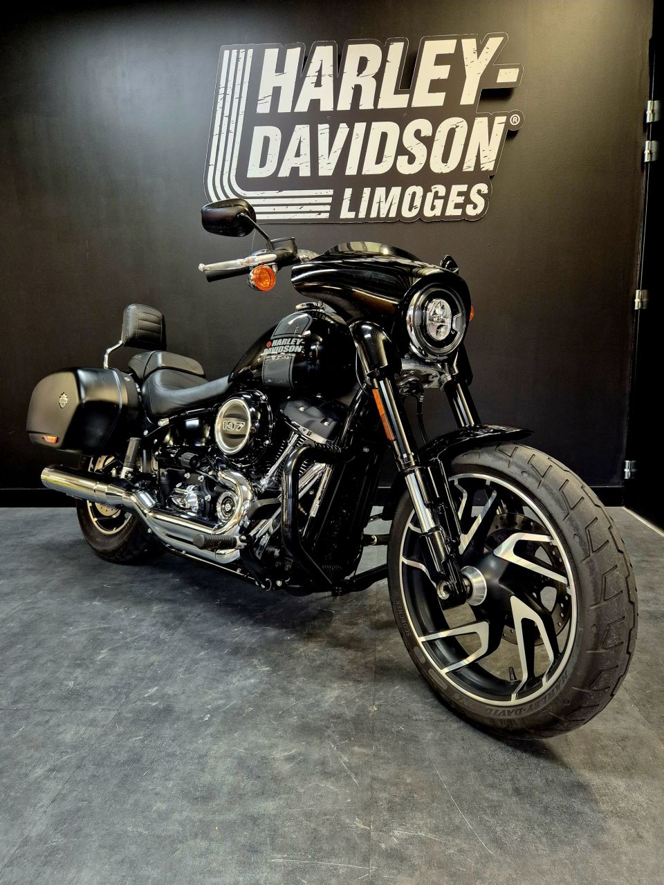 HARLEY-DAVIDSON SOFTAIL SPORT GLIDE 1745 4
