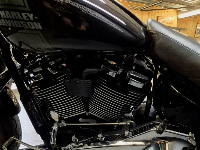 HARLEY-DAVIDSON SOFTAIL SPORT GLIDE 1745 4