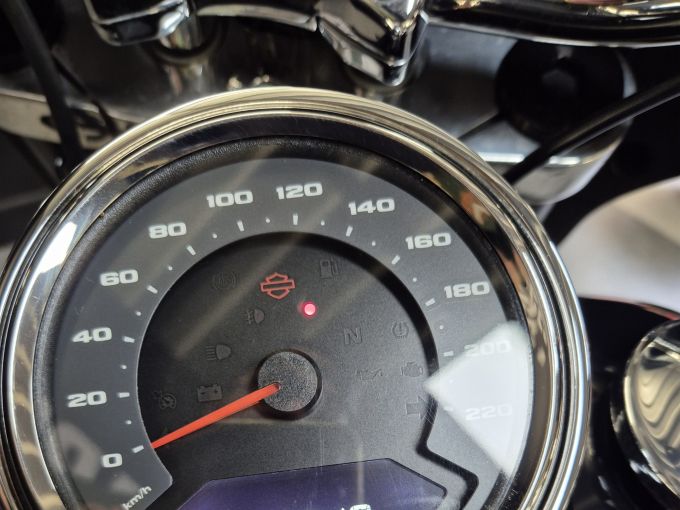 HARLEY-DAVIDSON SOFTAIL SPORT GLIDE 1745 4