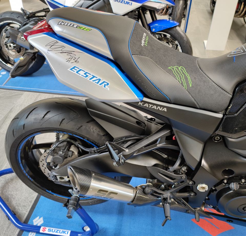 SUZUKI KATANA 1000 4