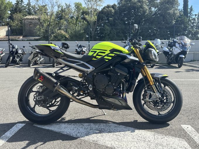 TRIUMPH STREET TRIPLE 795 MOTO 2 4